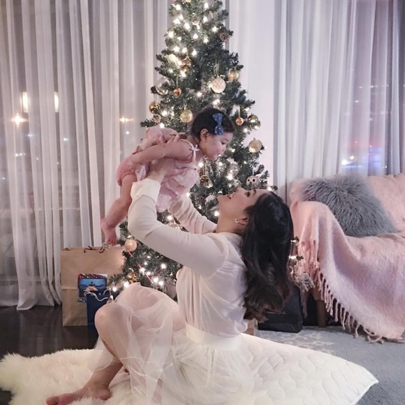 Meet your Posher, Gaby - Picture 1 of 1